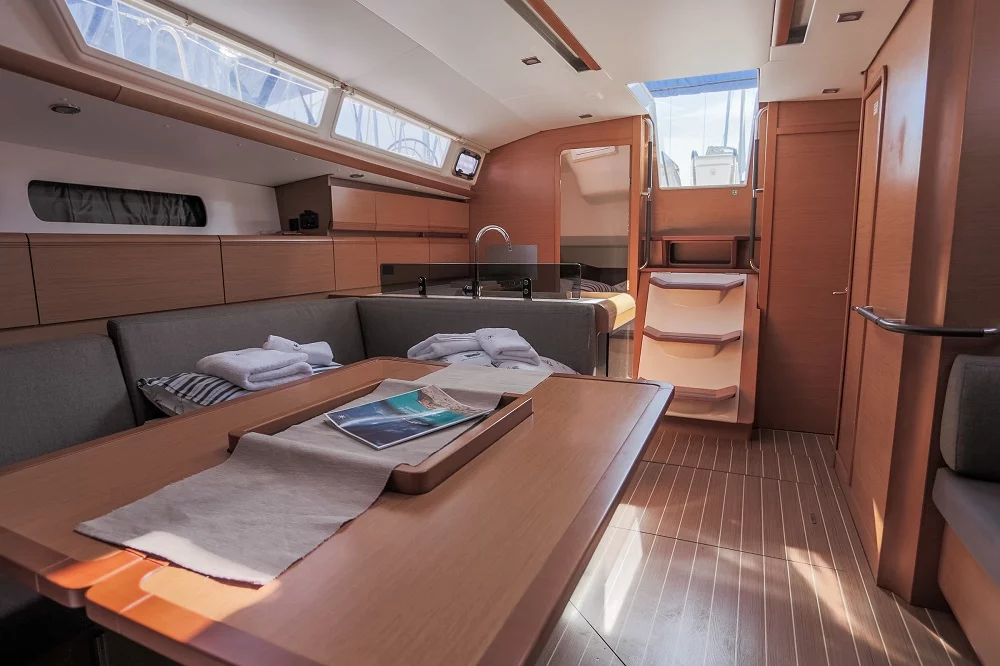 Sun Odyssey - DOUBLE CABIN (Sailing school - double cabin)  - 3