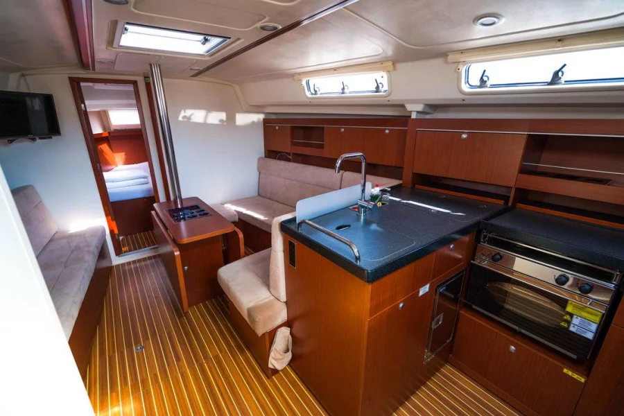 Hanse 385 (Zarja)  - 3