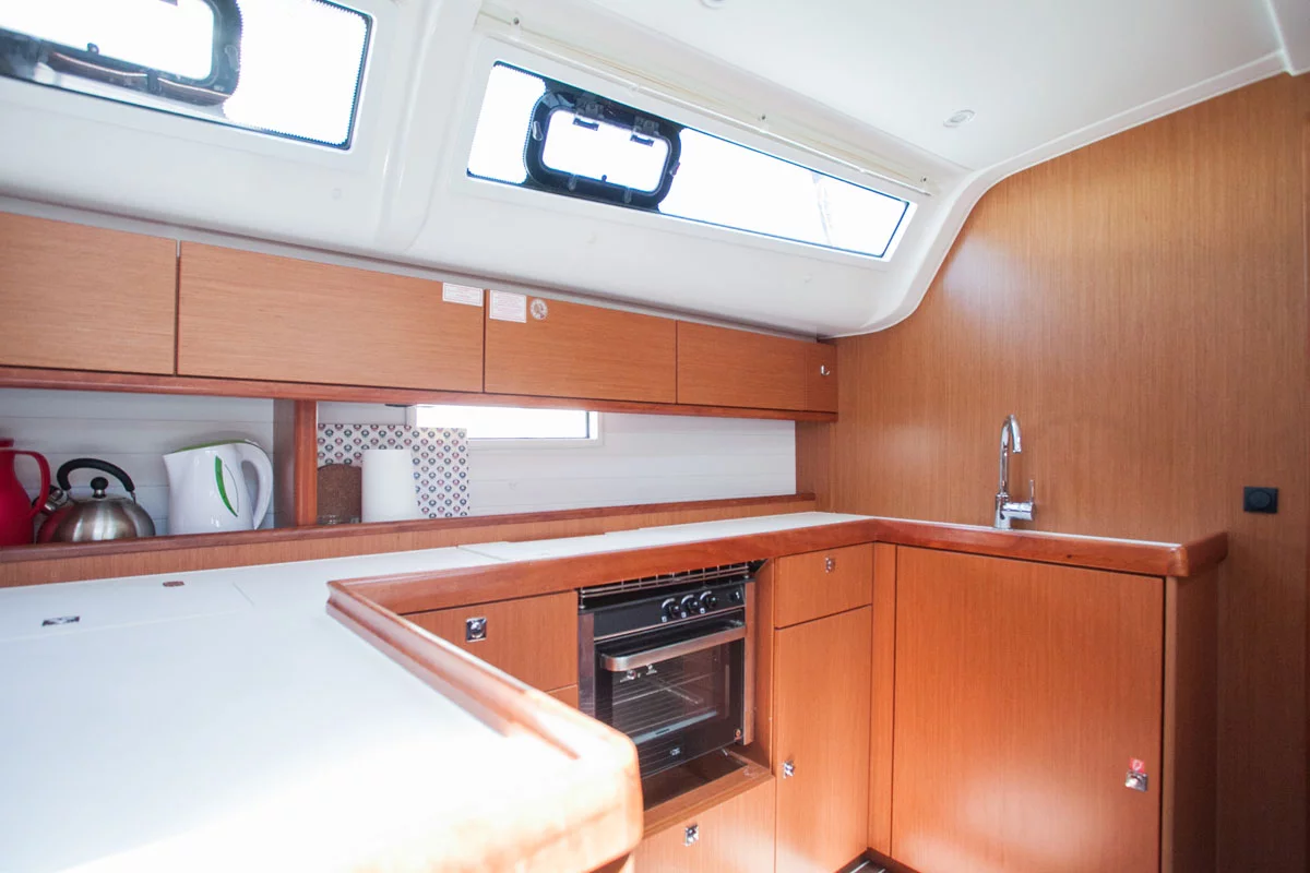 Bavaria Cruiser 51 (Fantasy)  - 11