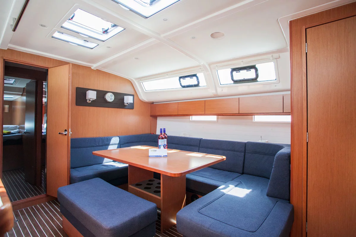 Bavaria Cruiser 51 (Fantasy)  - 13