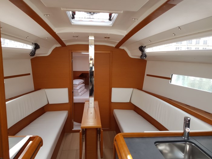 Photo #5 - Sun Odyssey 349 (Romana) in Pula - 33405