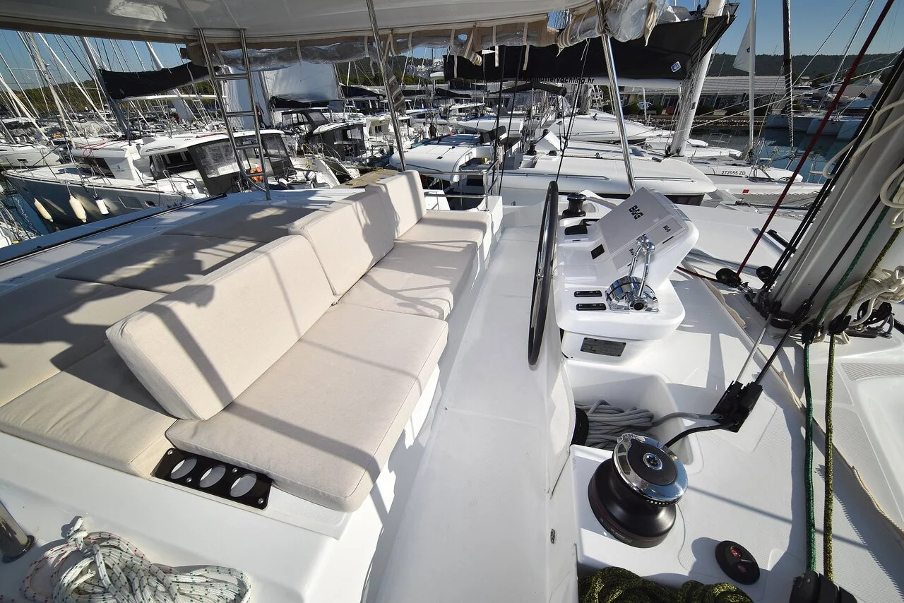 Lagoon 50 - 6 + 1 cab. (Lux)  - 8