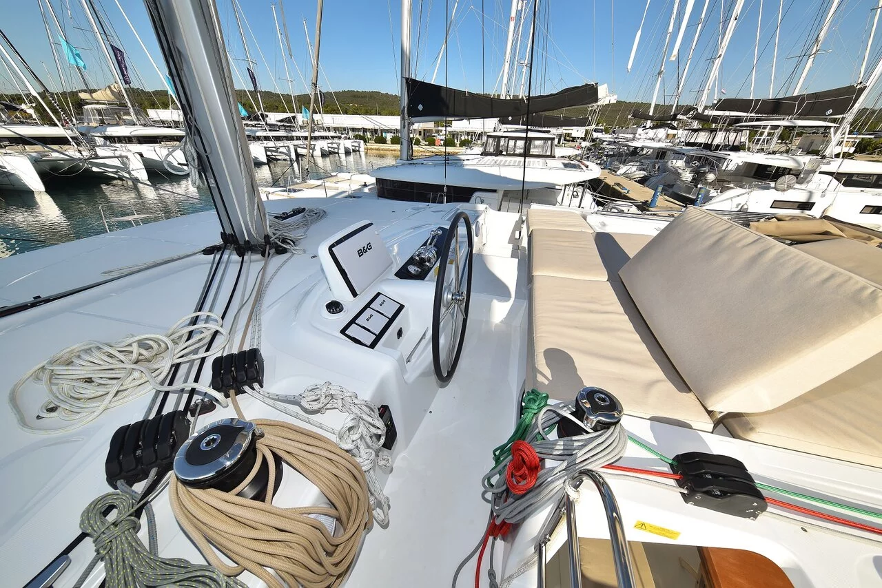 Lagoon 46 - 4 + 2 cab. (Midlife Crisis)  - 20