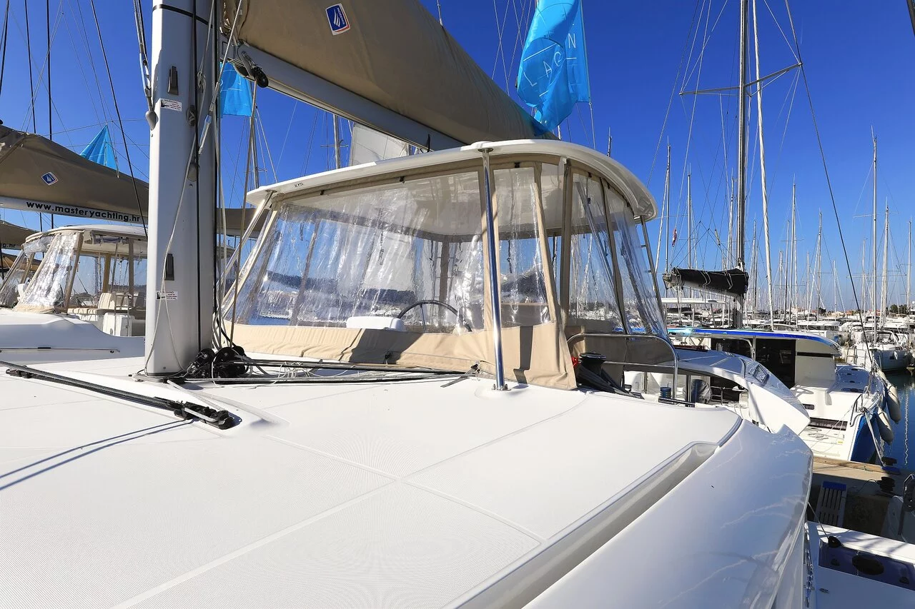 Lagoon 46 - 4 + 2 cab. (Majestic)  - 6