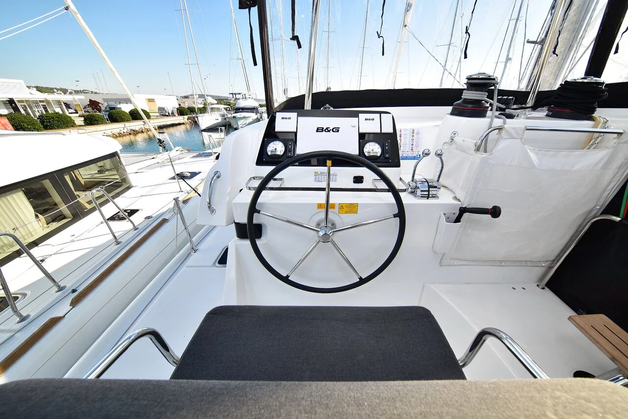 Lagoon 42 - 4 + 2 cab. (Zeus)  - 10