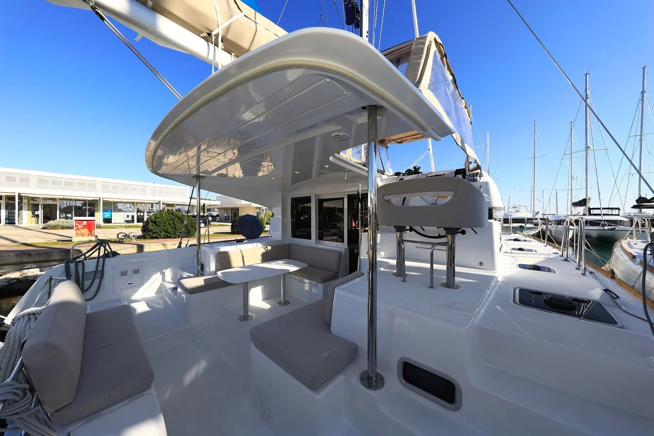 Lagoon 40 - 4 + 2 cab (Gimme Kiss)  - 5