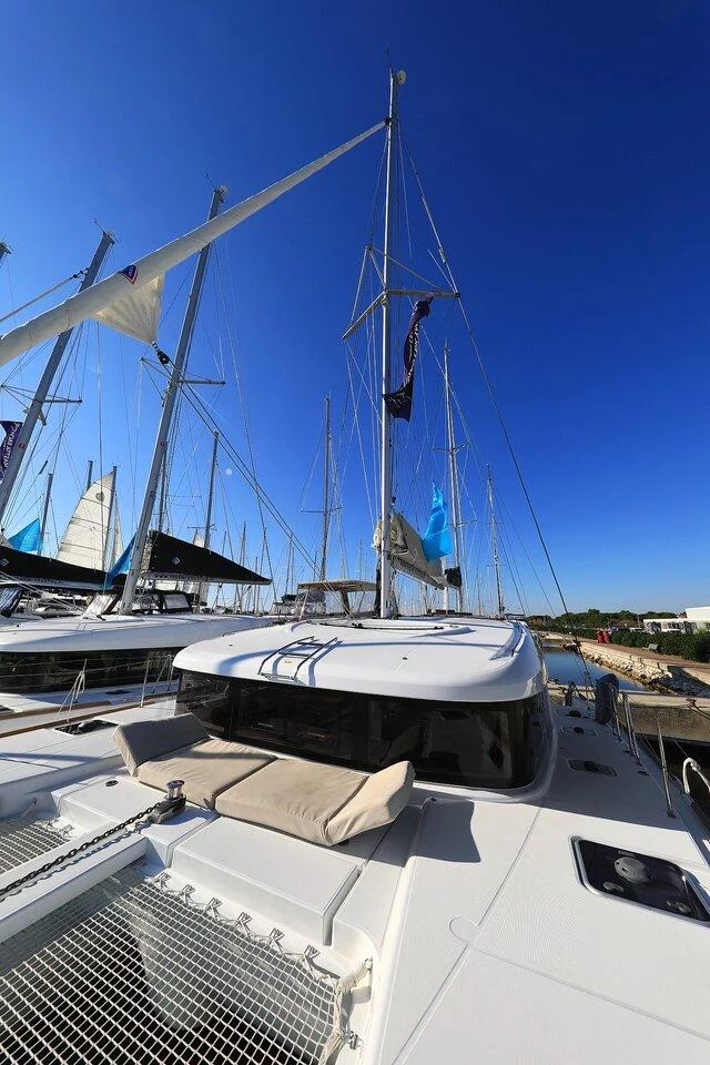 Lagoon 40 - 4 + 2 cab (Gimme Kiss)  - 19