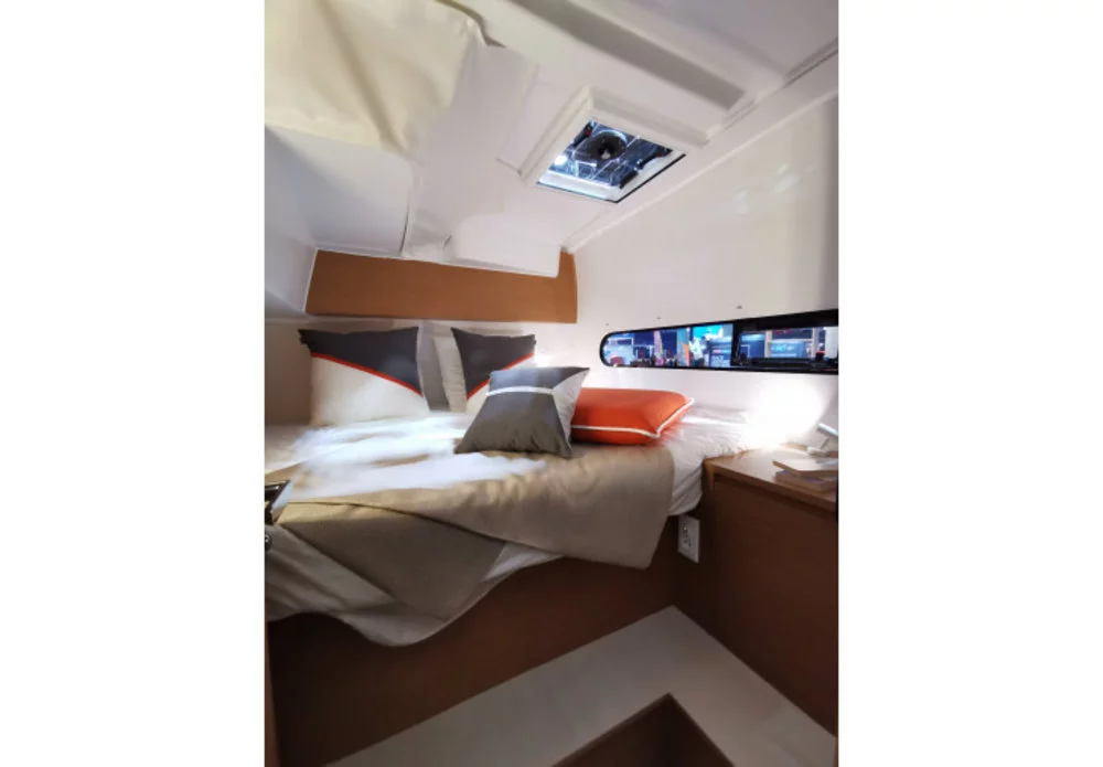 Excess 11 - 4 + 1 cab. (Carmelina)  - 16
