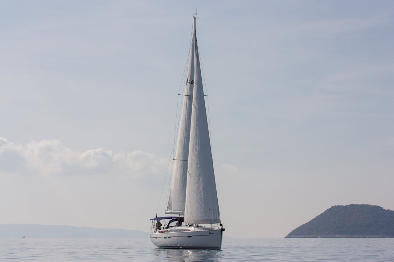 Photo #3 - Bavaria Cruiser 46 - 4 cab. (Solarić) in Split - 33486