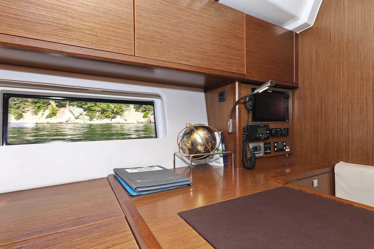 Bavaria C57 - 3 + 1 cab. (BE Luxe)  - 8