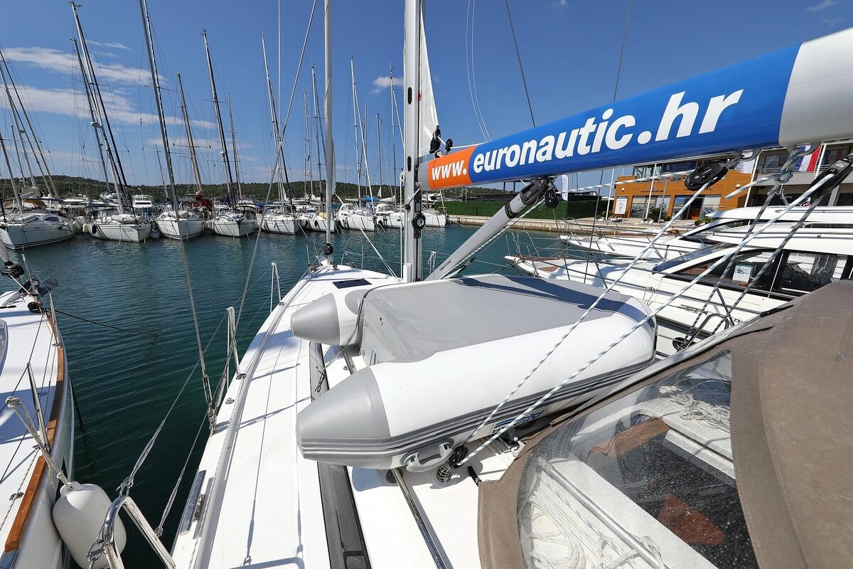 Photo #8 - Bavaria C38 (WioSam) in Pirovac - 33516