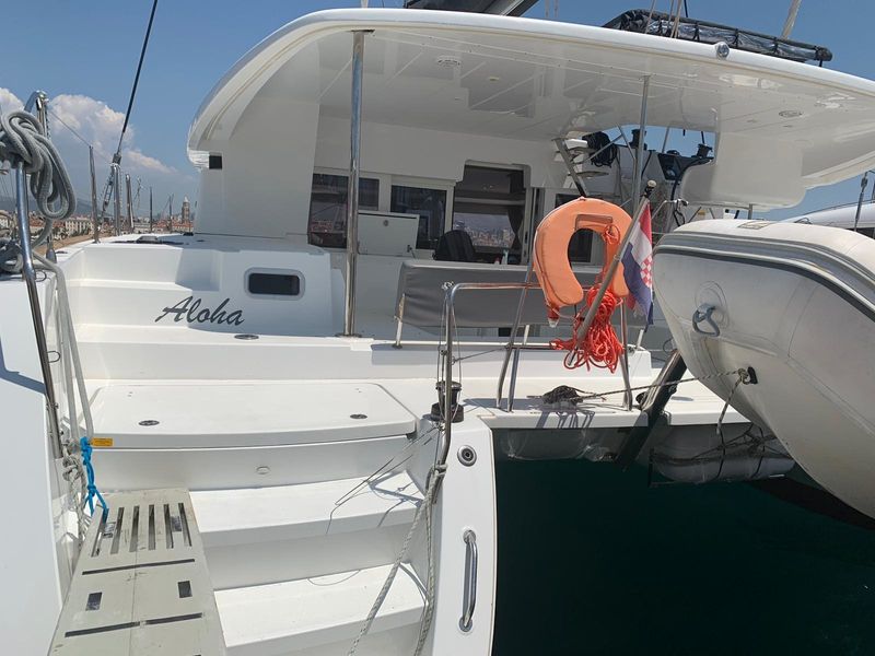 Photo #3 - Lagoon 450 S - 4 + 2 cab. (Aloha) in Kastela - 33553