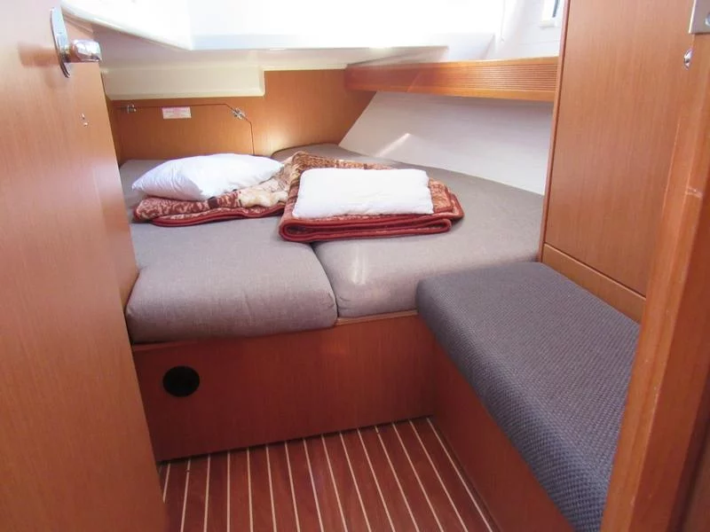 Bavaria Cruiser 40 (Orca)  - 13