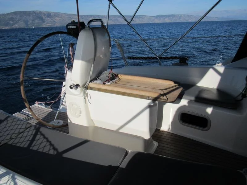 Bavaria 31 Cruiser (Jelsa)  - 6