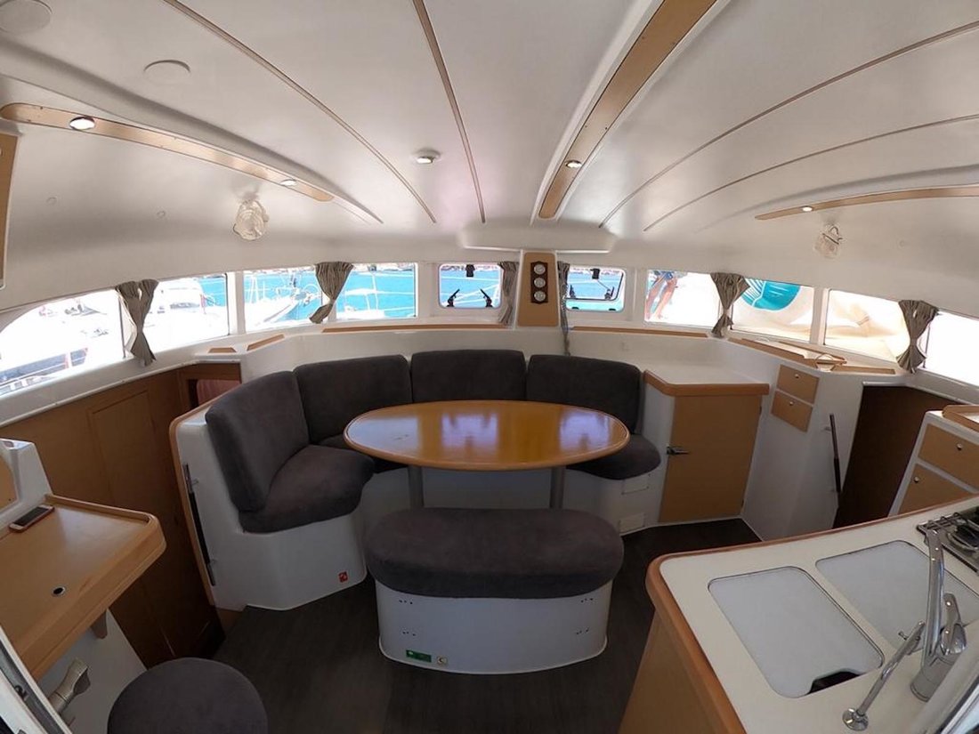 Photo #8 - Lagoon 380 - 4 + 2 cab. (Suncity 1) in Fethiye - 33711