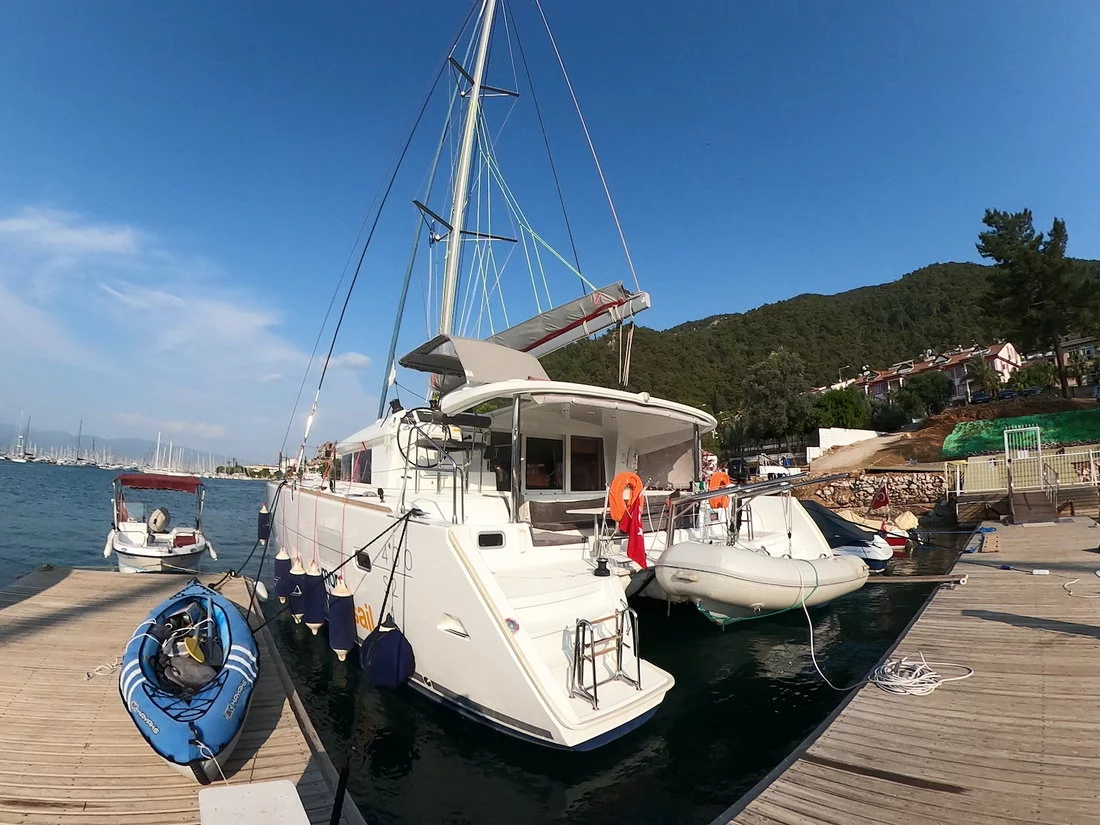 Lagoon 400 S2 - 4 + 2 cab. (Suncity 2)  - 0