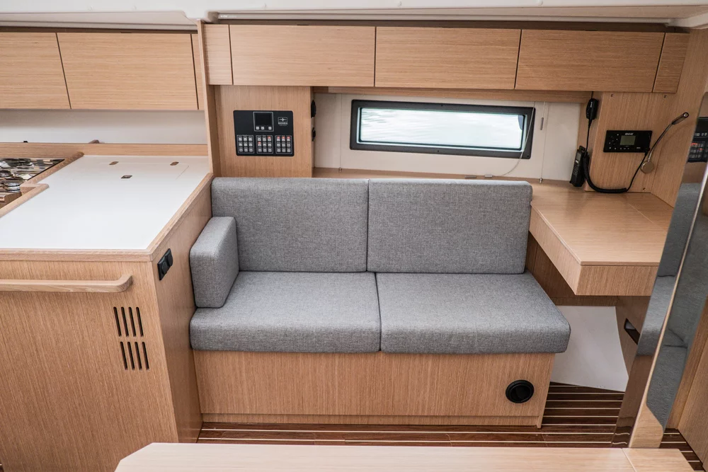 Bavaria C42 (Aruna)  - 9
