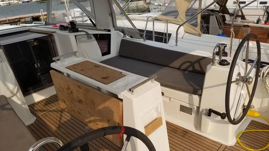 Oceanis 38.1 (Rosa Bella)  - 5