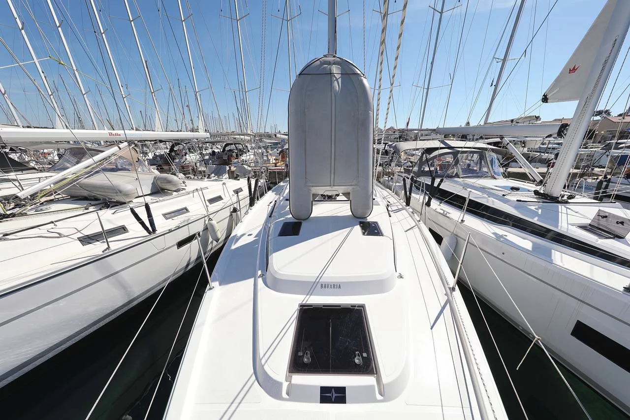 Bavaria C42 Style (Leya)  - 6