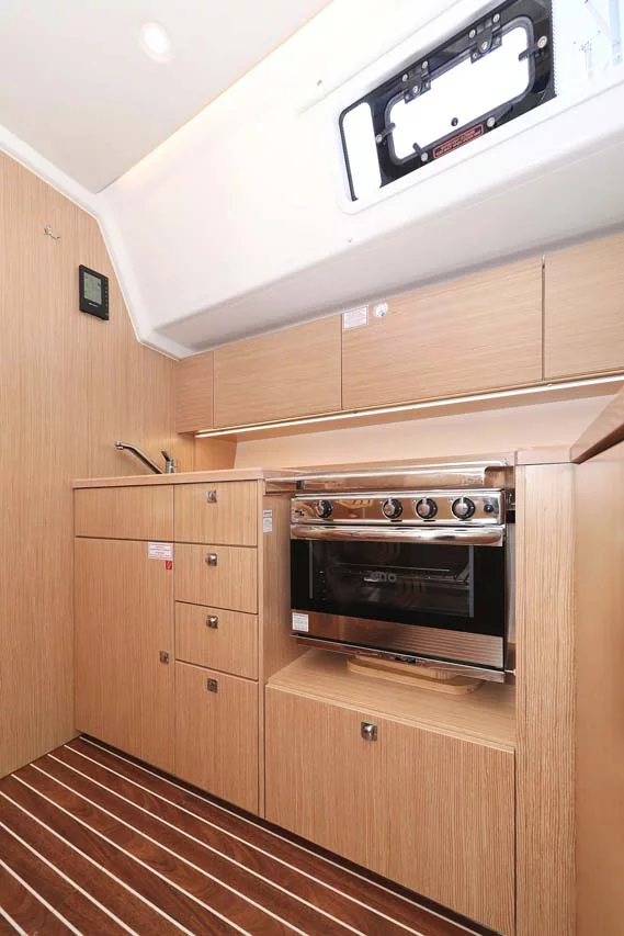 Bavaria C42 Style (Leya)  - 19