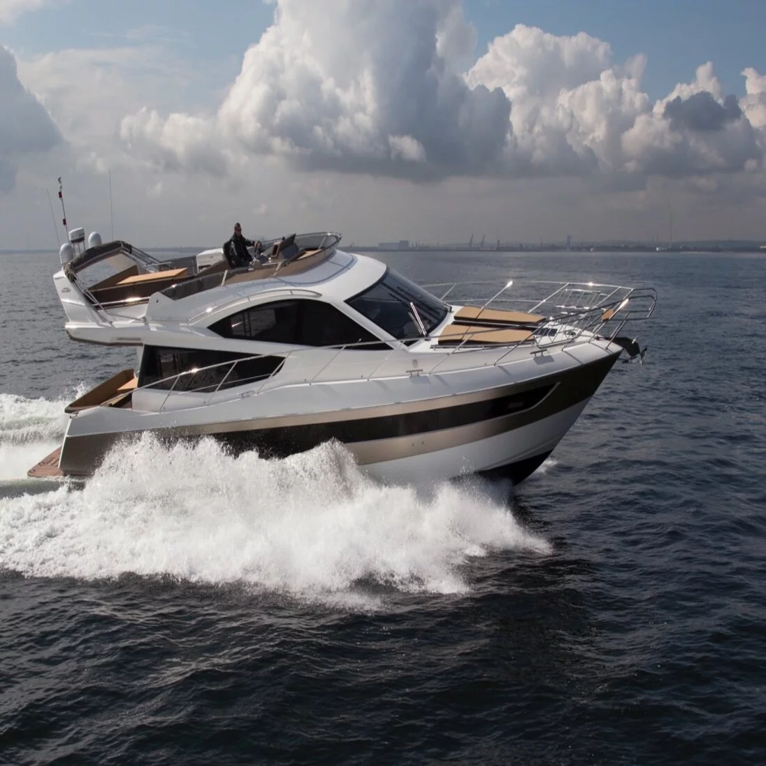 Galeon 550 Fly (Gremix)  - 0