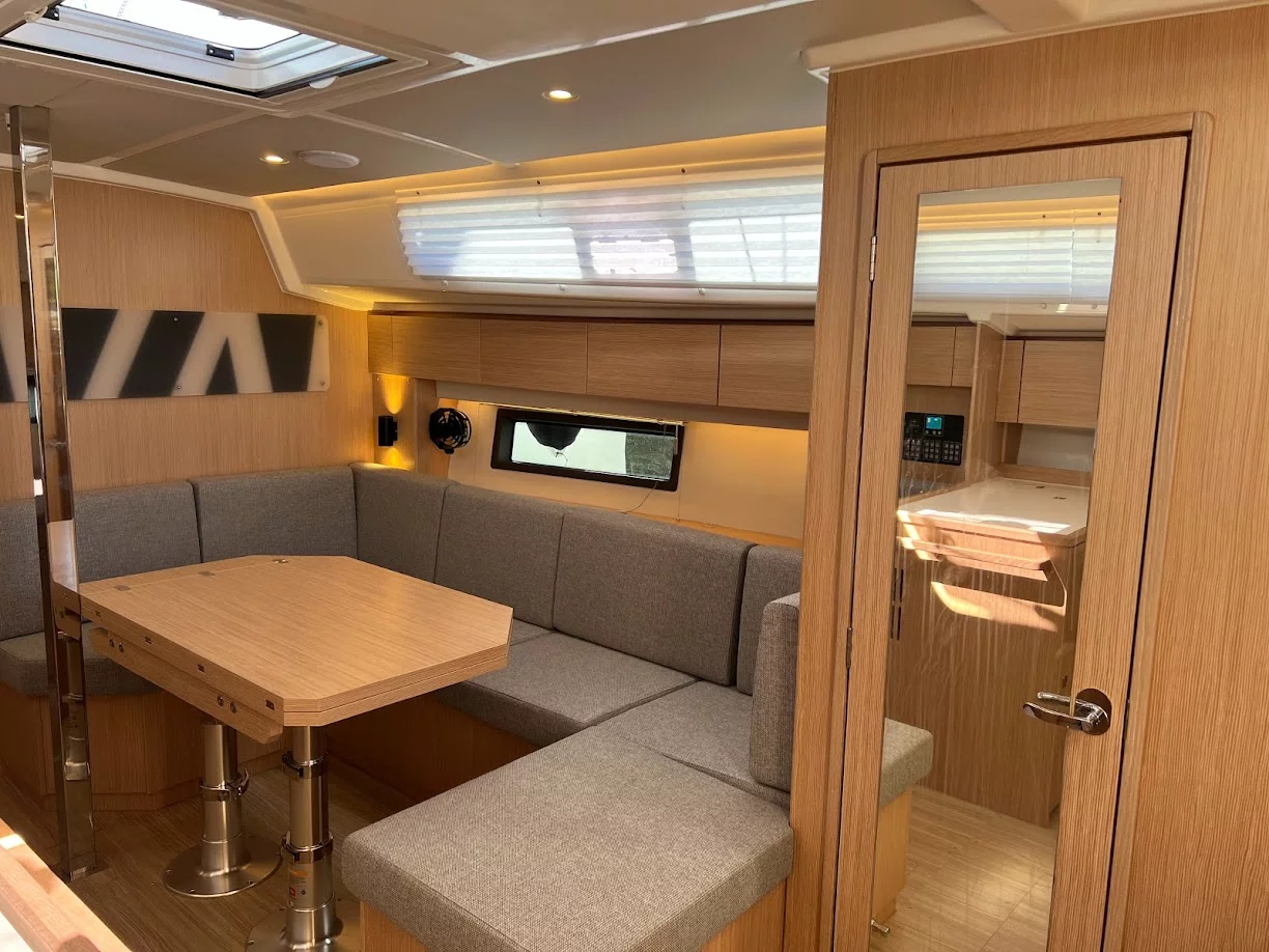 Bavaria C42 (Sofia)  - 7
