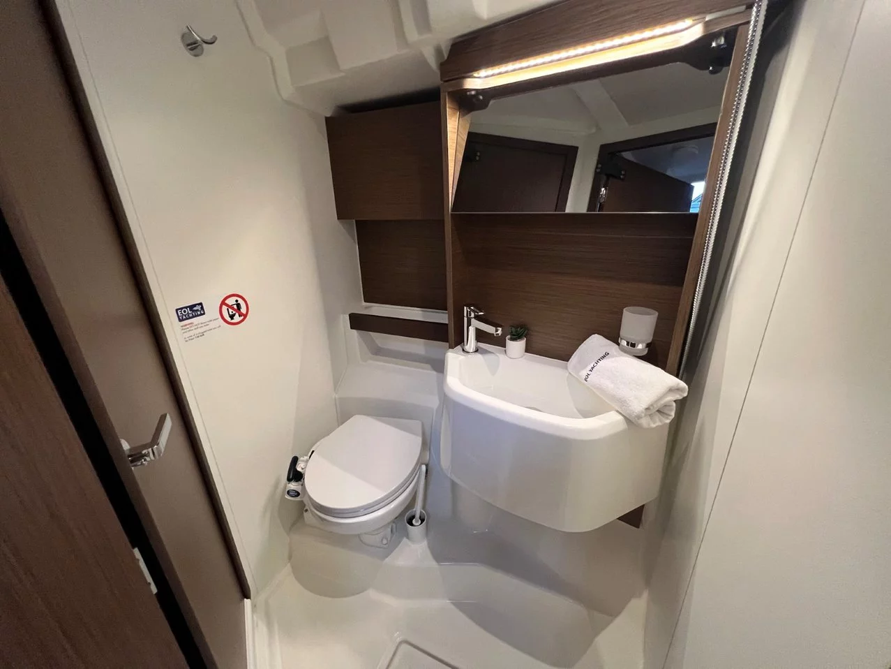 Oceanis 51.1 (Panda II)  - 36