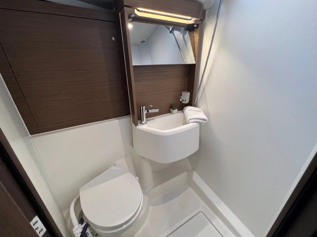 Oceanis 51.1 (Panda II)  - 39