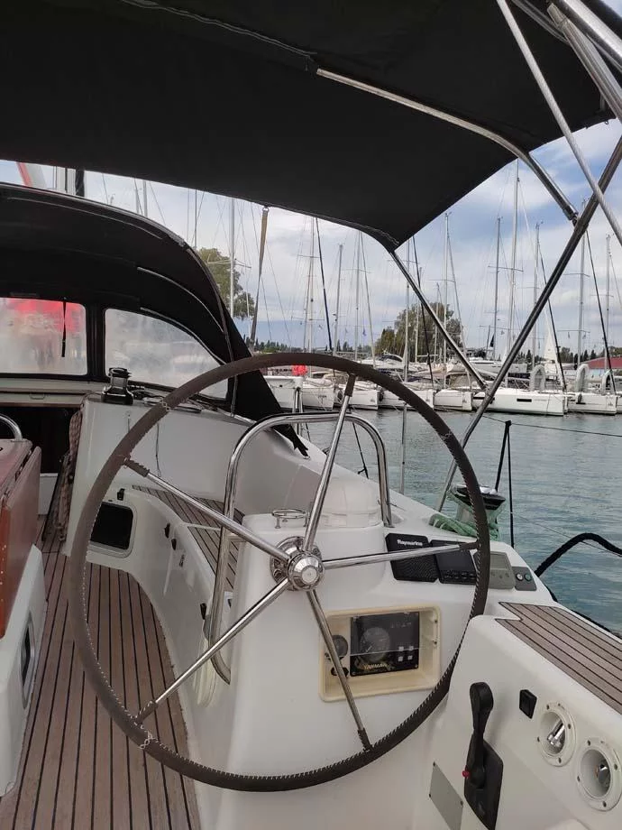 Sun Odyssey 44i - 3 cab. (Miss Elli)  - 3