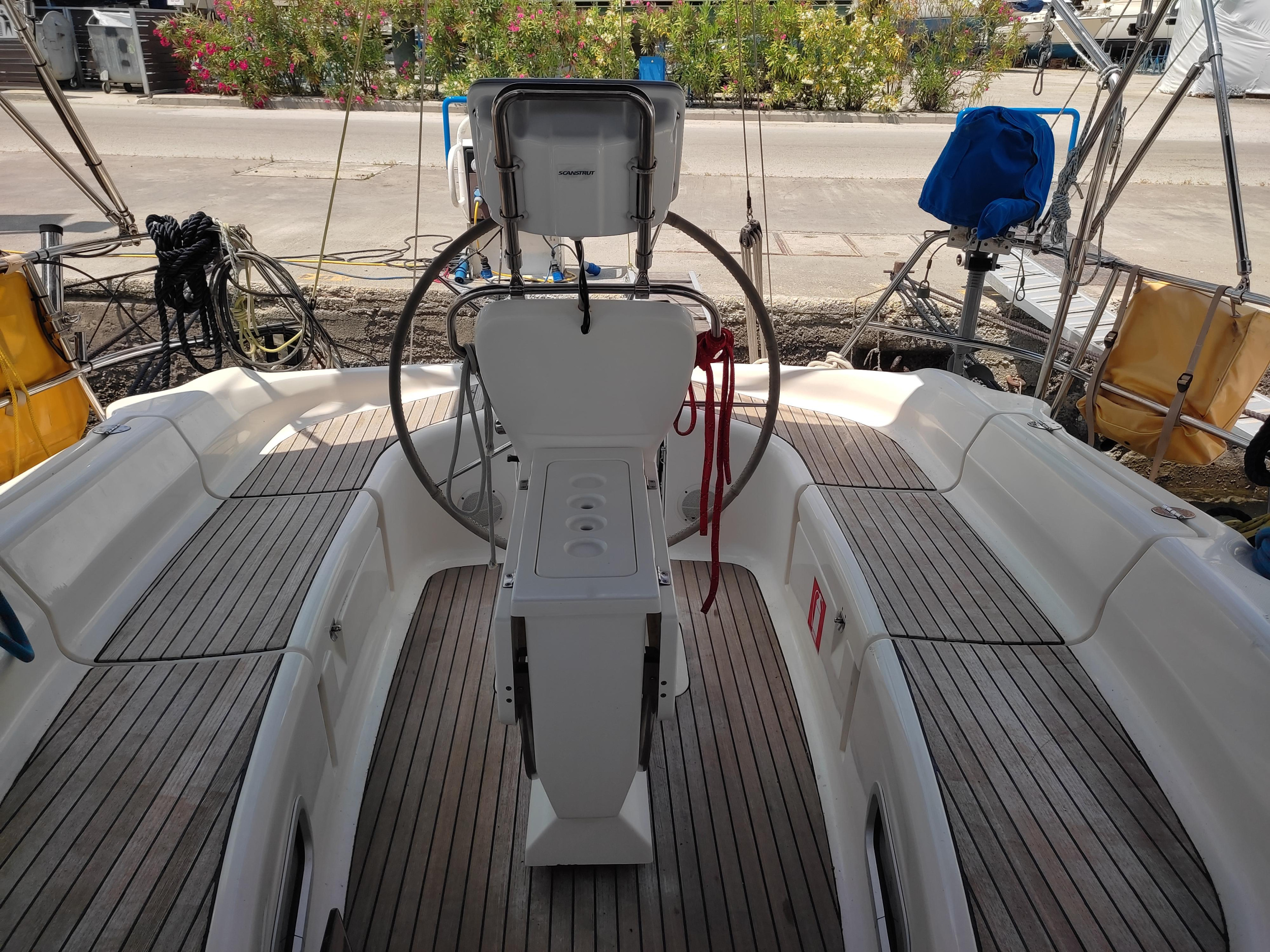 Photo #3 - Bavaria 41 (Dorothea) in Corfu - 33867