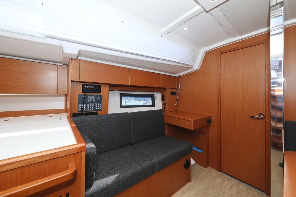 Bavaria C38 (Blue Note)  - 11