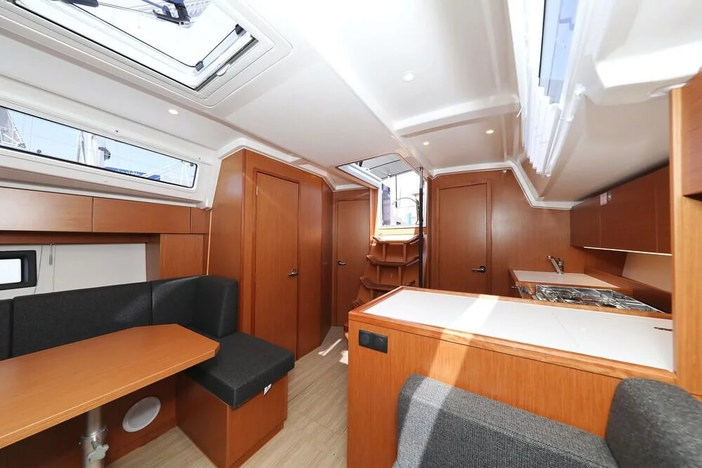 Bavaria C38 (Blue Note)  - 12