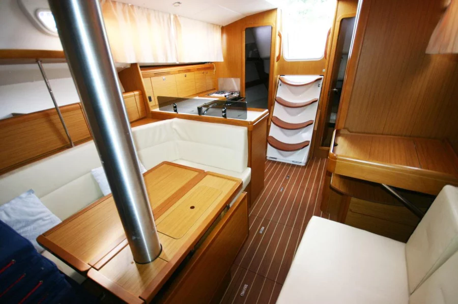 Sun Odyssey 36i (El Greco)  - 6