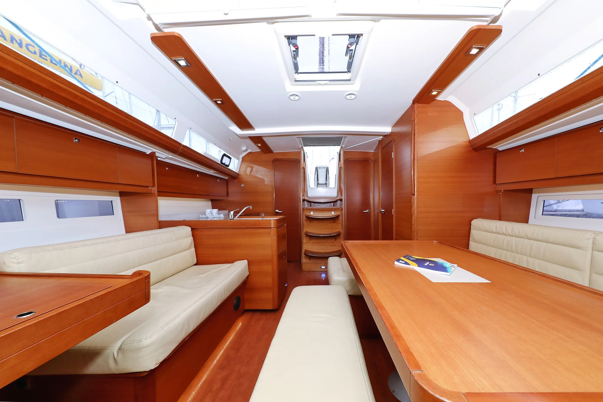 Dufour 412 GL (Fun 4 Friends)  - 16