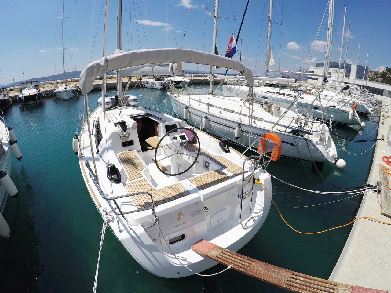 Photo #3 - Oceanis 31 (Honey) in Split - 33935