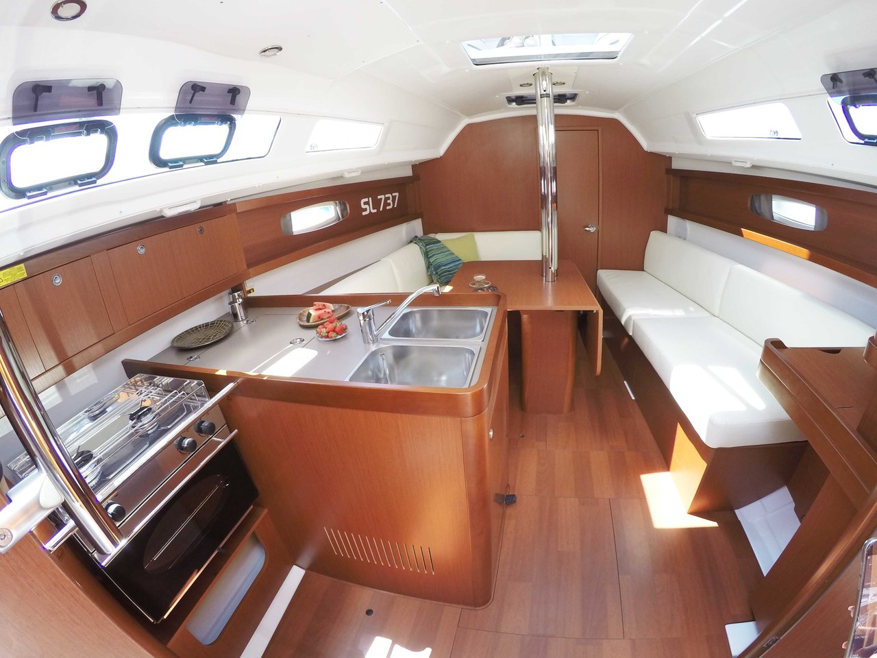 Photo #12 - Oceanis 31 (Honey) in Split - 33935