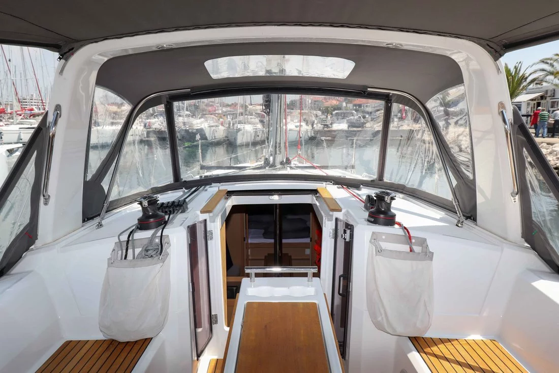 Oceanis 35.1 (Aquarius)  - 2