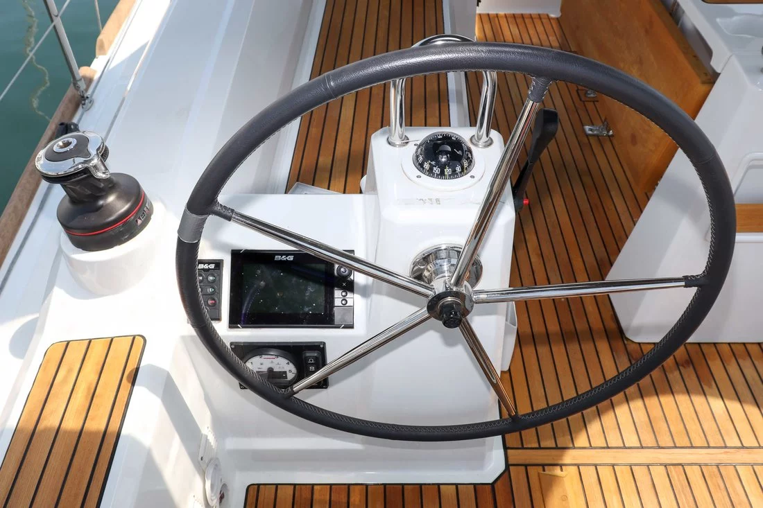 Oceanis 35.1 (Aquarius)  - 3