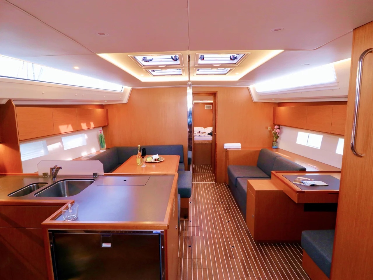Bavaria C50 Holiday - 5 cab. (Size Matters)  - 11