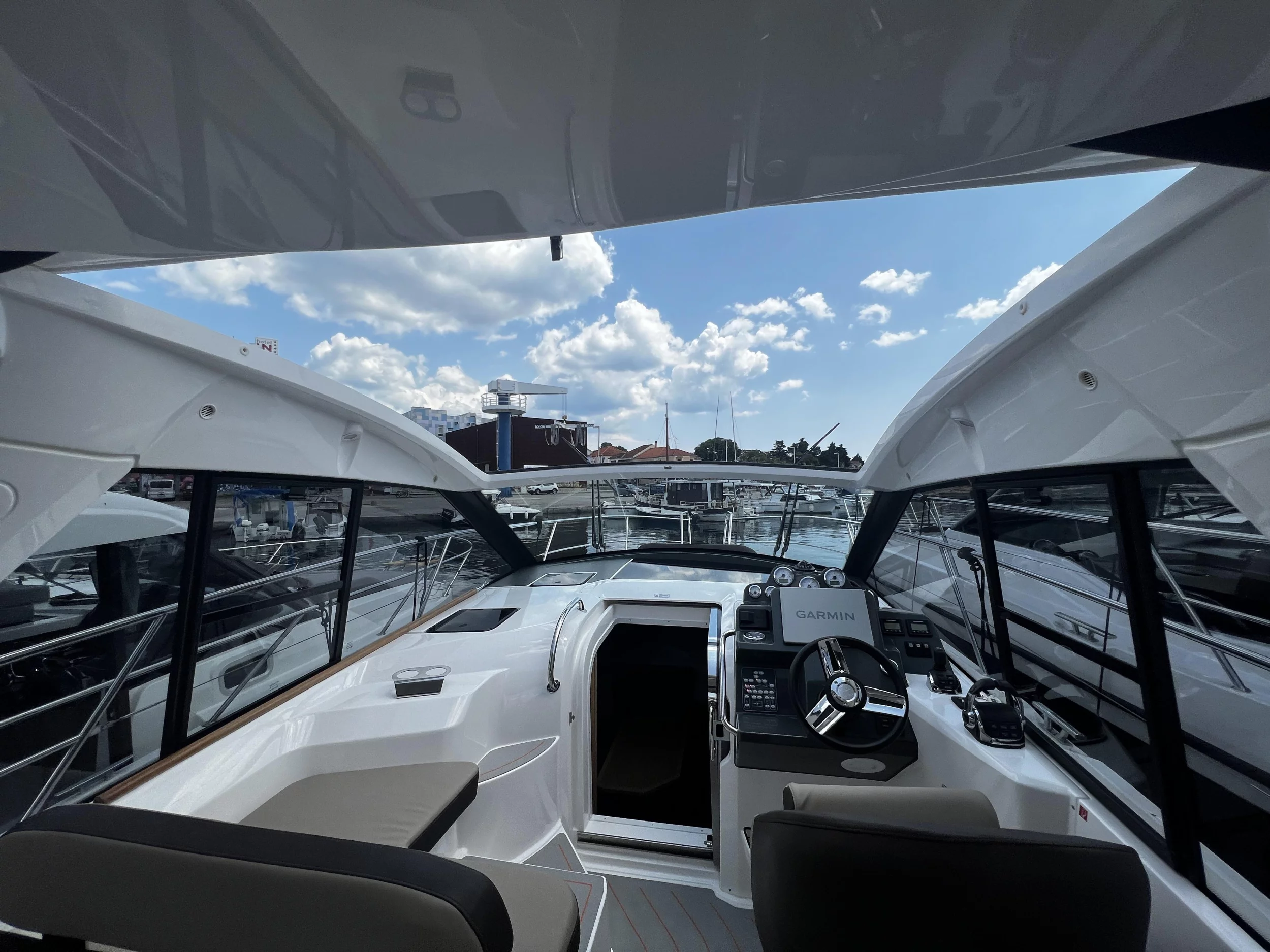 Bavaria 33 Sport HT (Palermo)  - 6