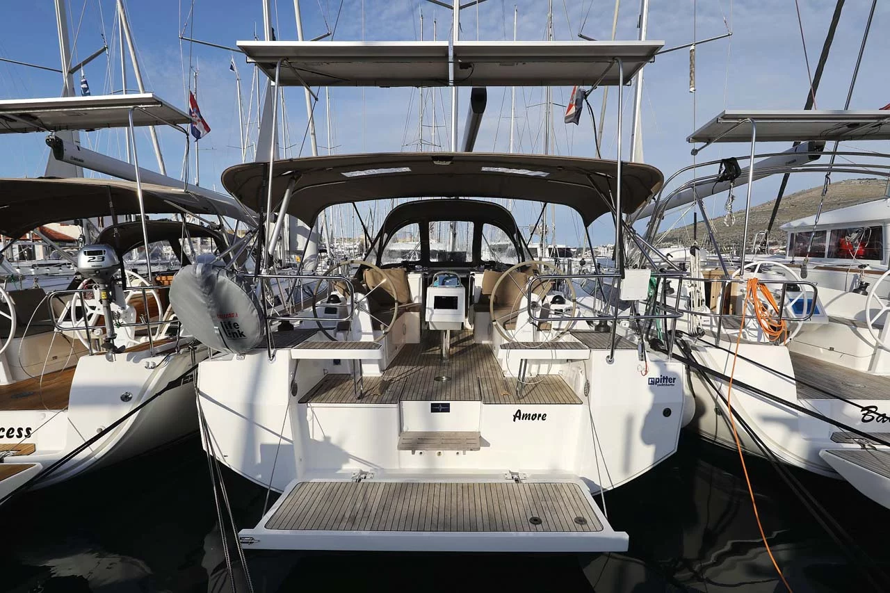 Bavaria C38 Style (Amore)  - 0