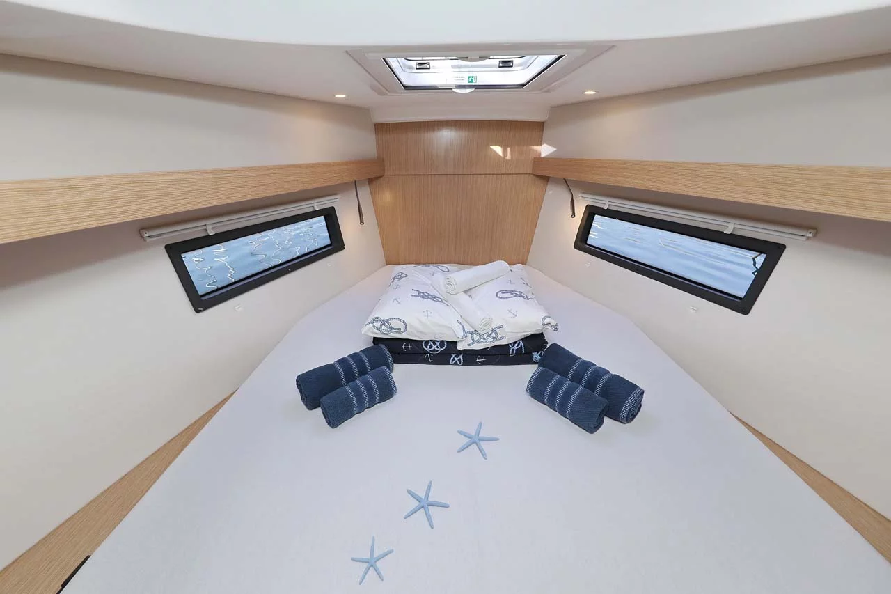 Bavaria C38 Style (Amore)  - 21