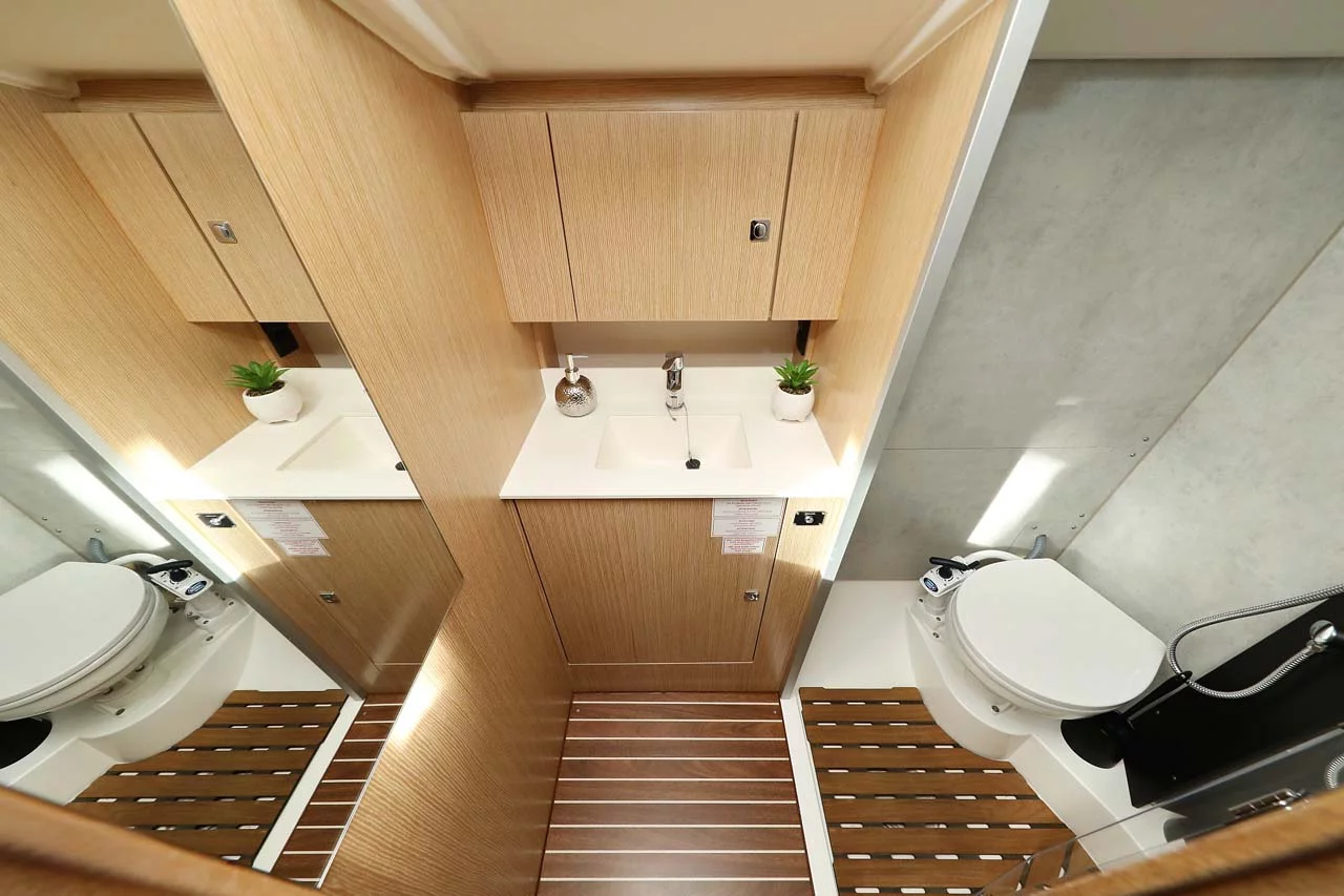 Bavaria C38 Style (Amore)  - 26