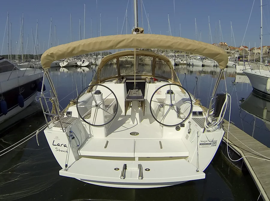 Dufour 335 GL (Lara)  - 2
