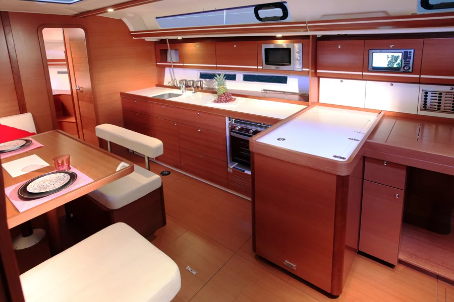 Dufour 335 GL (Lara)  - 20