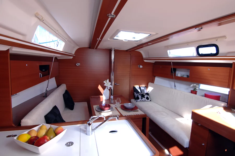 Dufour 335 GL (Lara)  - 22