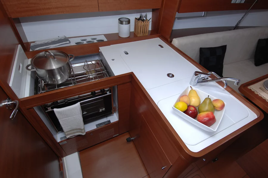 Dufour 335 GL (Lara)  - 25