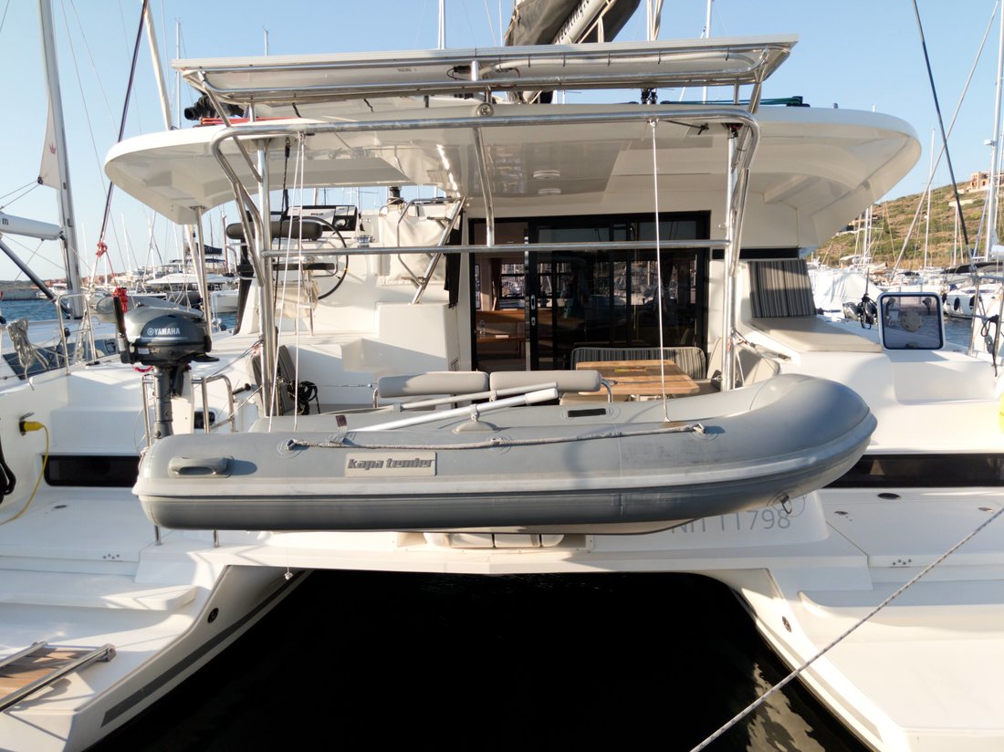 Photo #3 - Lagoon 42 - 4 + 2 cab. (Chamotte) en Lavrion - 33985