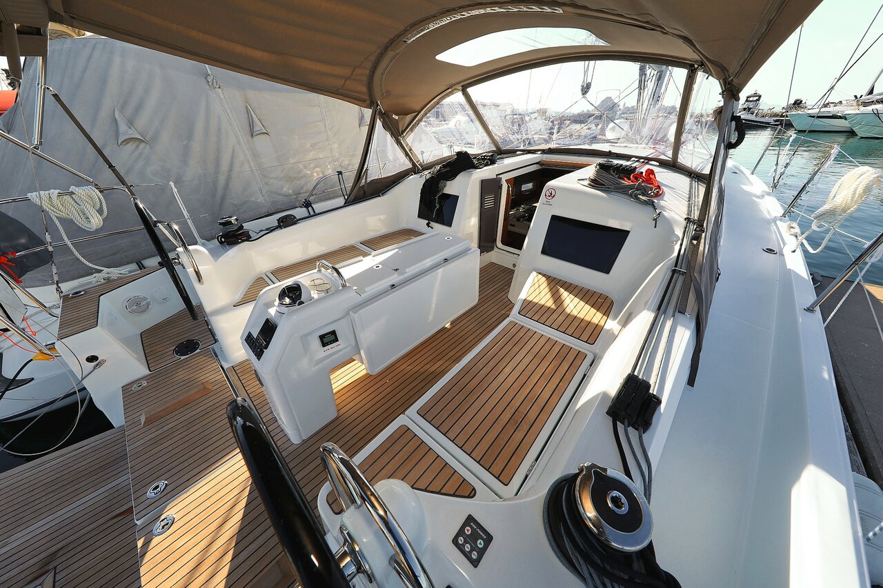 Photo #5 - Sun Odyssey 410 - 3 cab. (Vague) in Zadar - 34002