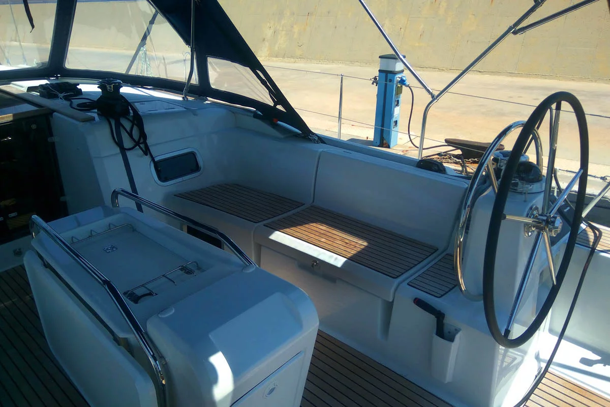 Sun Odyssey 519 - 4 + 1 cab. (Belle Epoque)  - 4